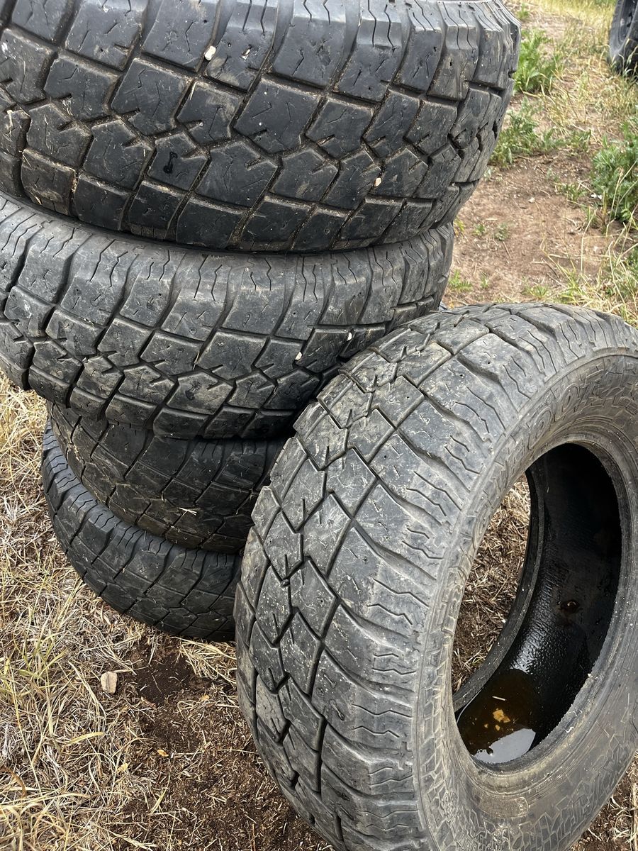 Big Foot LT 265/70/R17