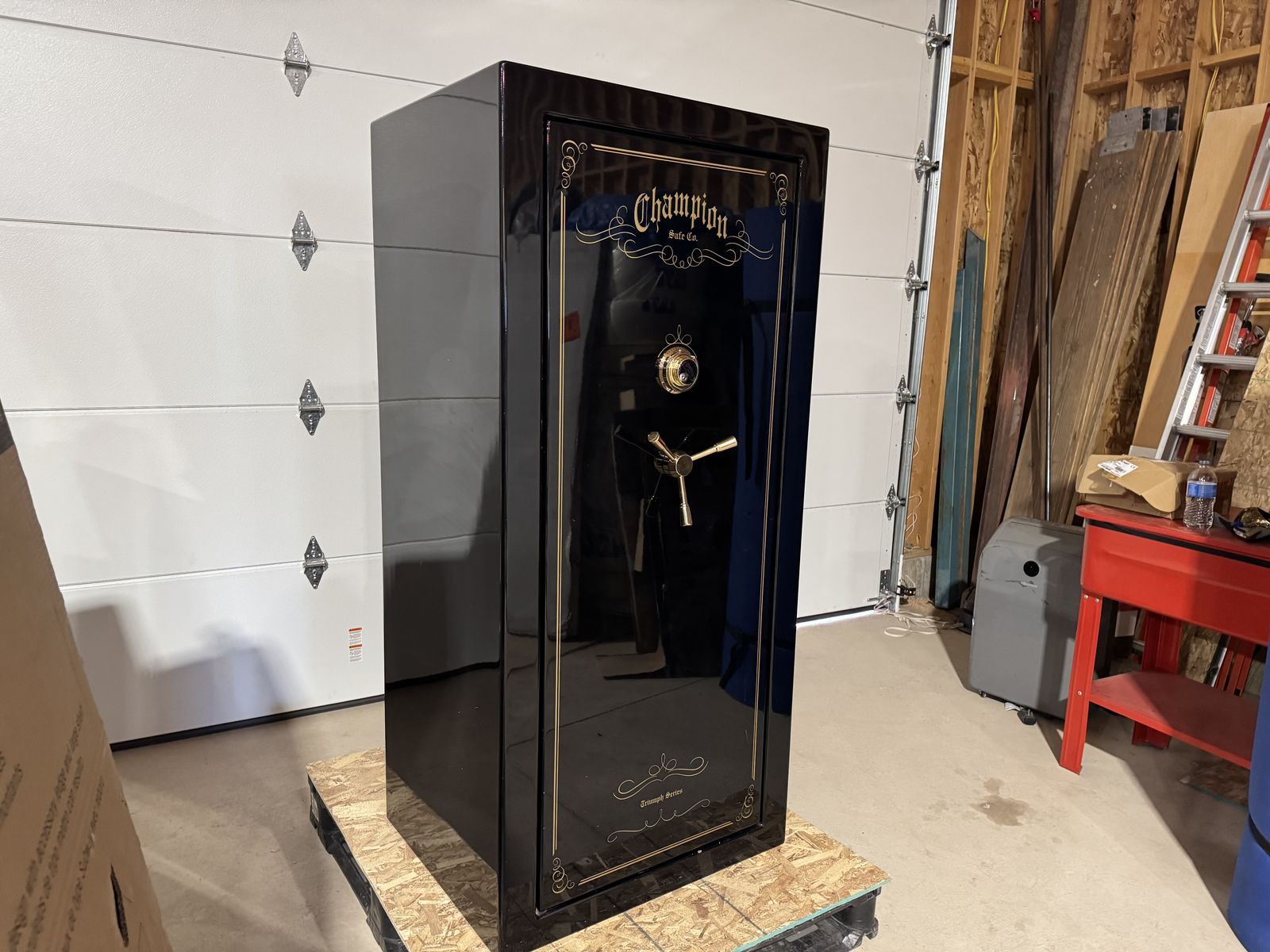 Champion Triumph 30 Gun Safe – 90-Minute Fire Rating – Mechanical Dial