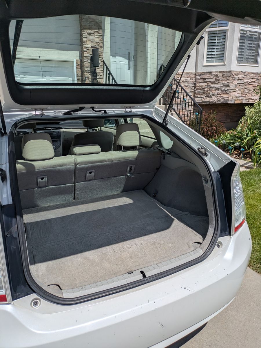 Main image 3