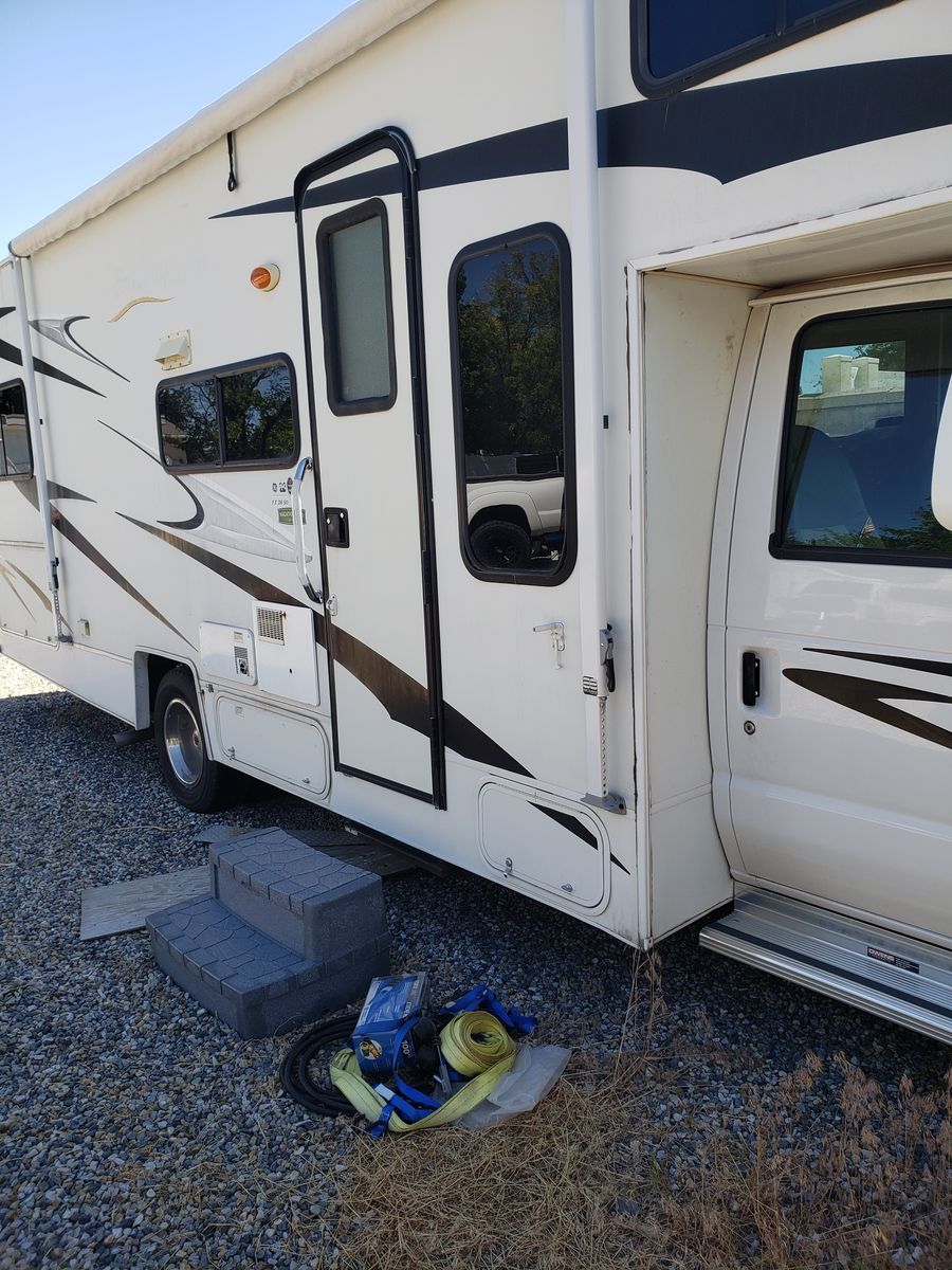 2008 COACHMAN 26 SO FREEDOM EXPRESS