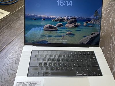 Great 16" MBP with m1pro chip and 16GB RAM 512GB SSD plus box