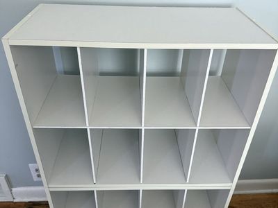 White Cube Storage Shelf Organizer 16-Compartment Bookshelf