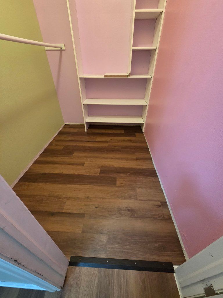 Main image 5