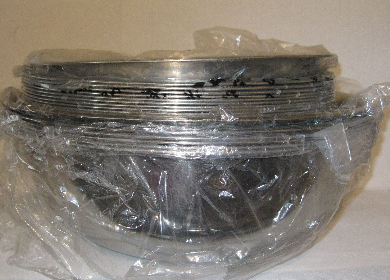New Lot of 18 Choice Stainless Steel Food Prep Mixing Bowls 6 x 13 Quart, 12 x 8 Quart