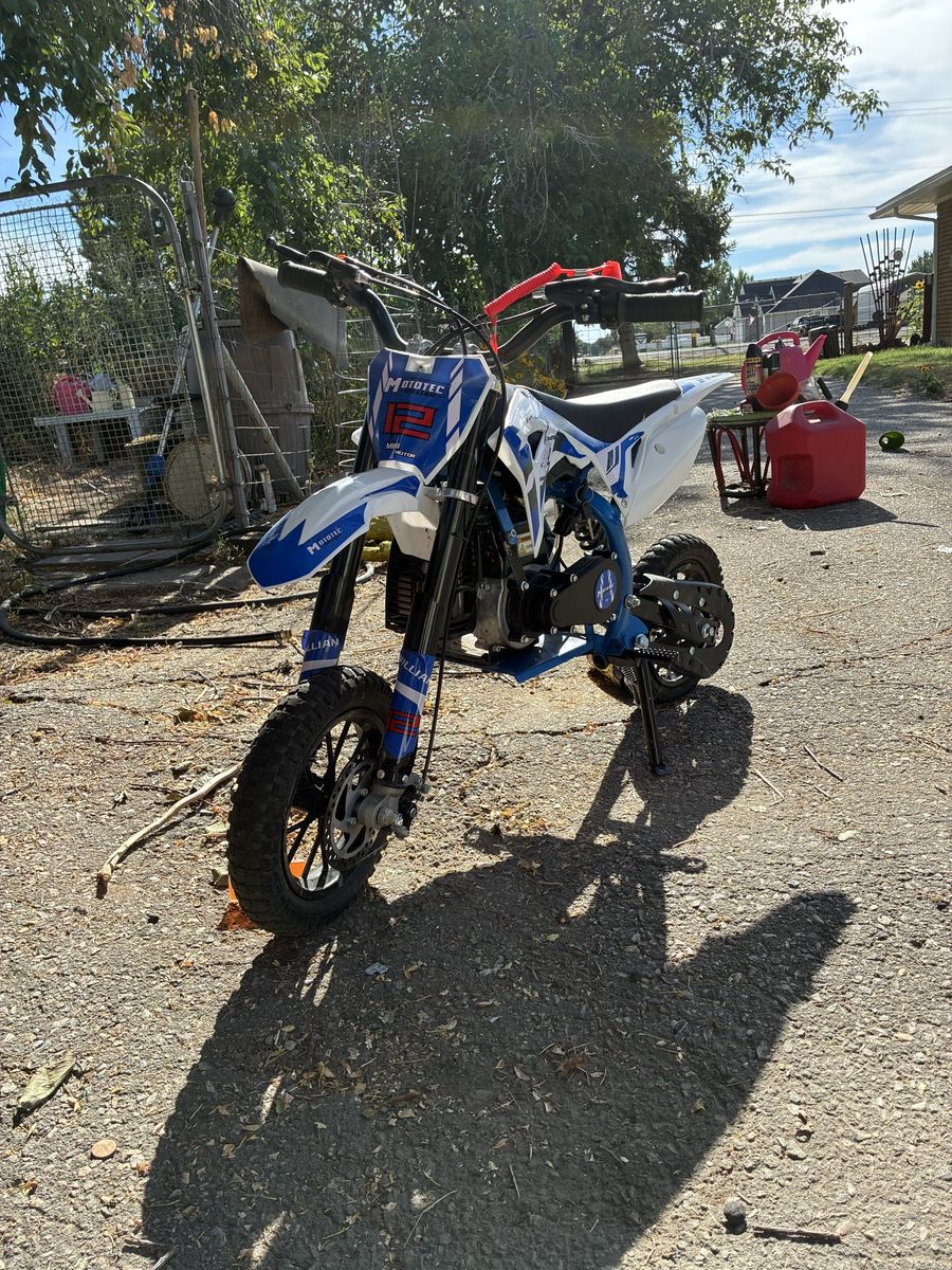 Mototec 2stroke Dirt Bike, Blue/White, Excellent Condition runs great  2 hours ridden only!