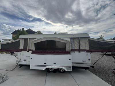 2008 Fleetwood Avalon AC- SLide Loaded