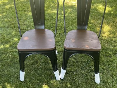 Perry Black Metal Stackable chair set