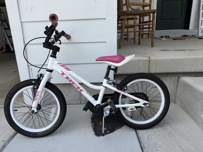 Trek Precaliber 16” Kids Bike