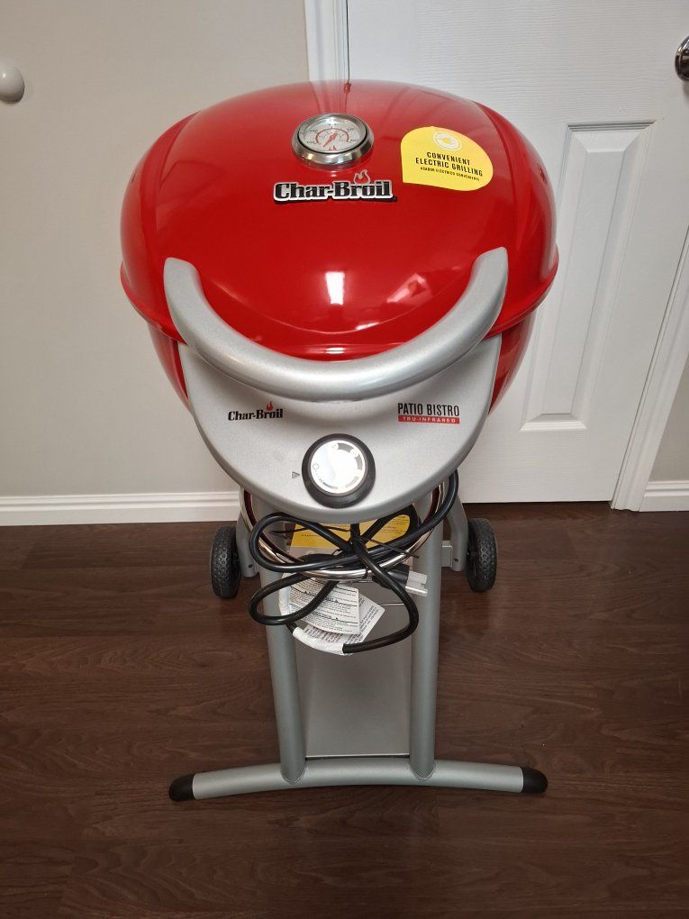 Charbroil Bistro 1750 -Watt Red Infrared Electric Grill.  Cash only sale