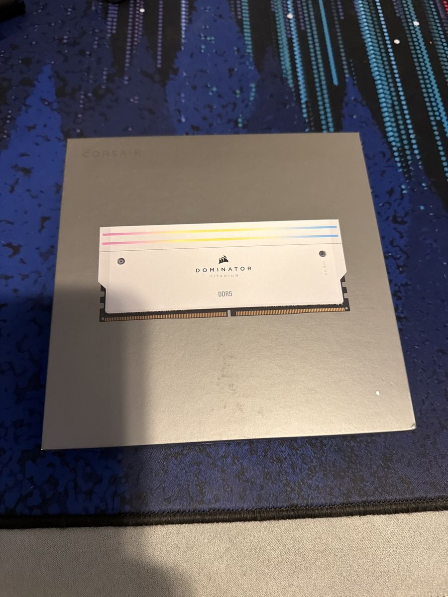 Corsair Dominator Titanium DDR5 16 x 2 (32 GB set) 7000 m/ts