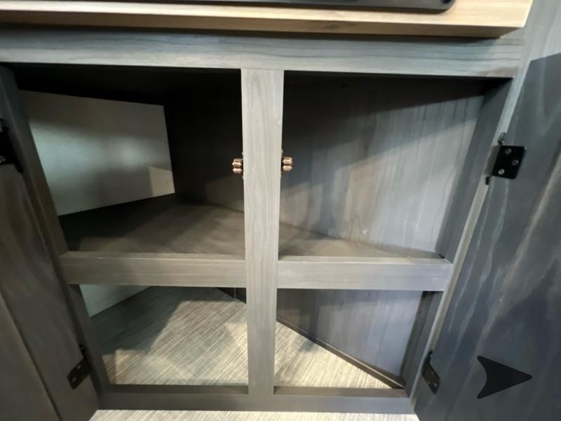 Main image 22
