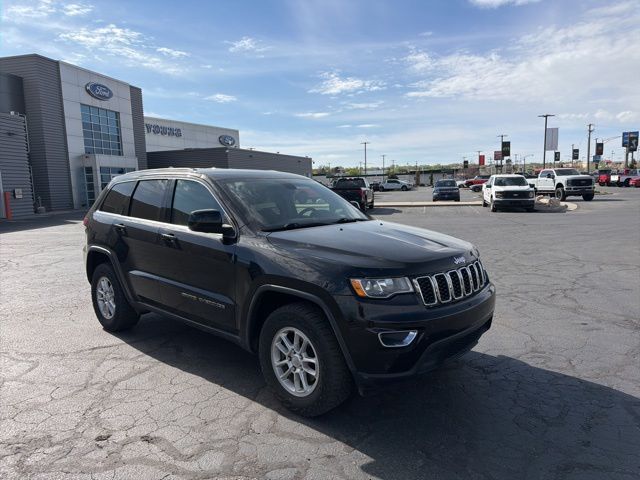 2020 Jeep Grand Cherokee Laredo