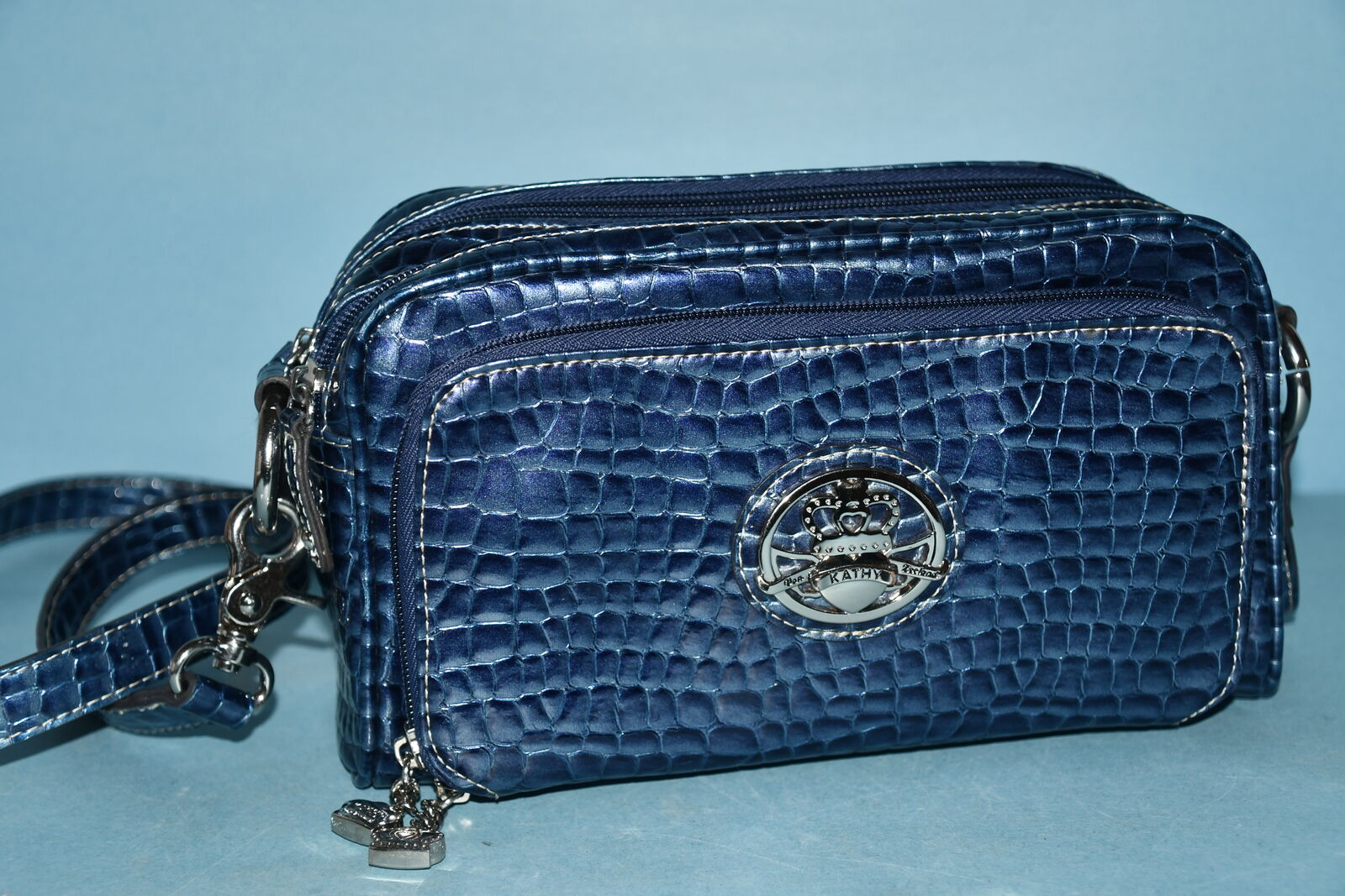 KATHY VANZEELAND CROSSBODY BAG ~ BLUE ~ 10" x 6" x 3" ~ ID & CC SLOTS ~ CUTE!