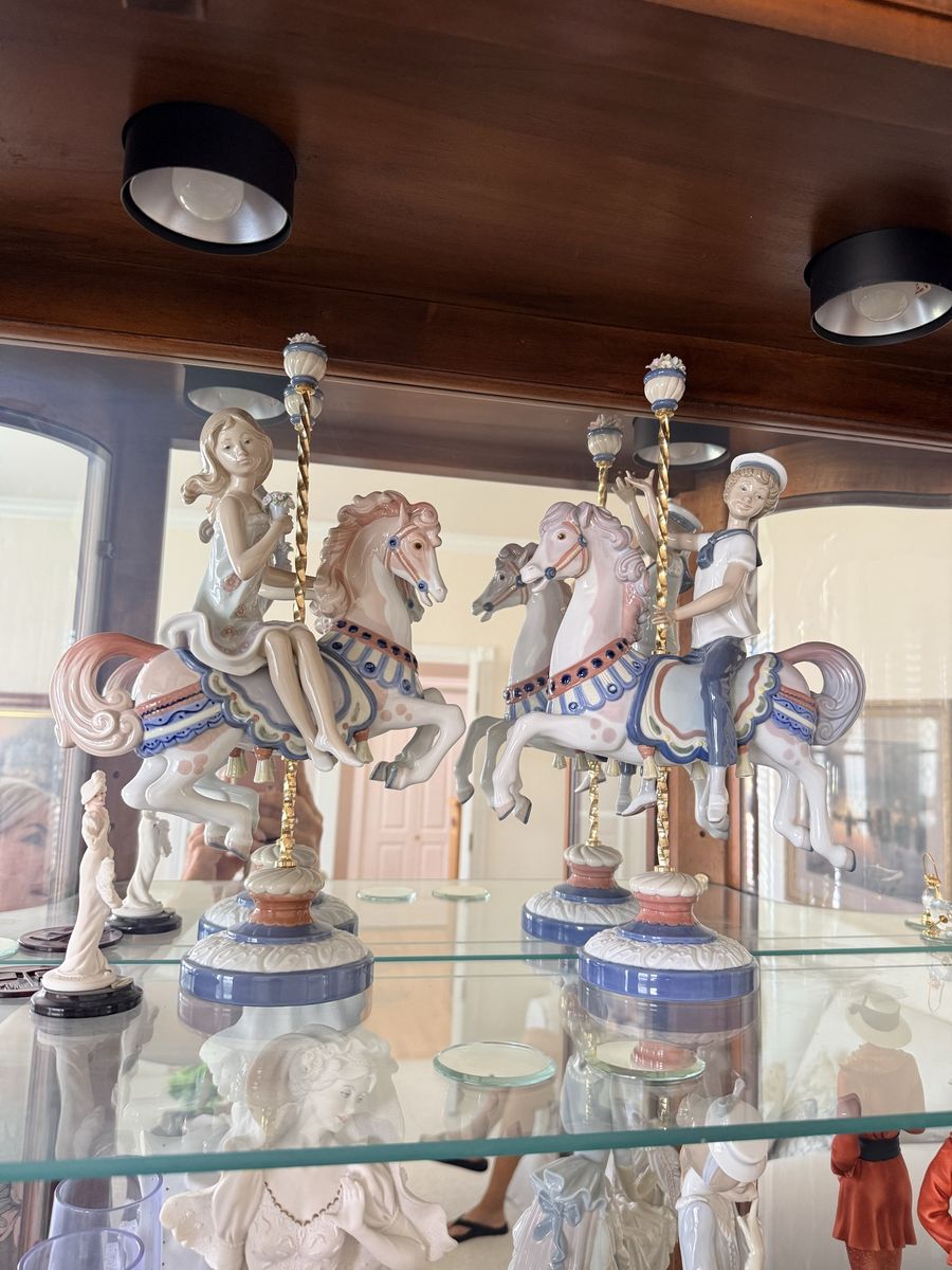 Main image 12