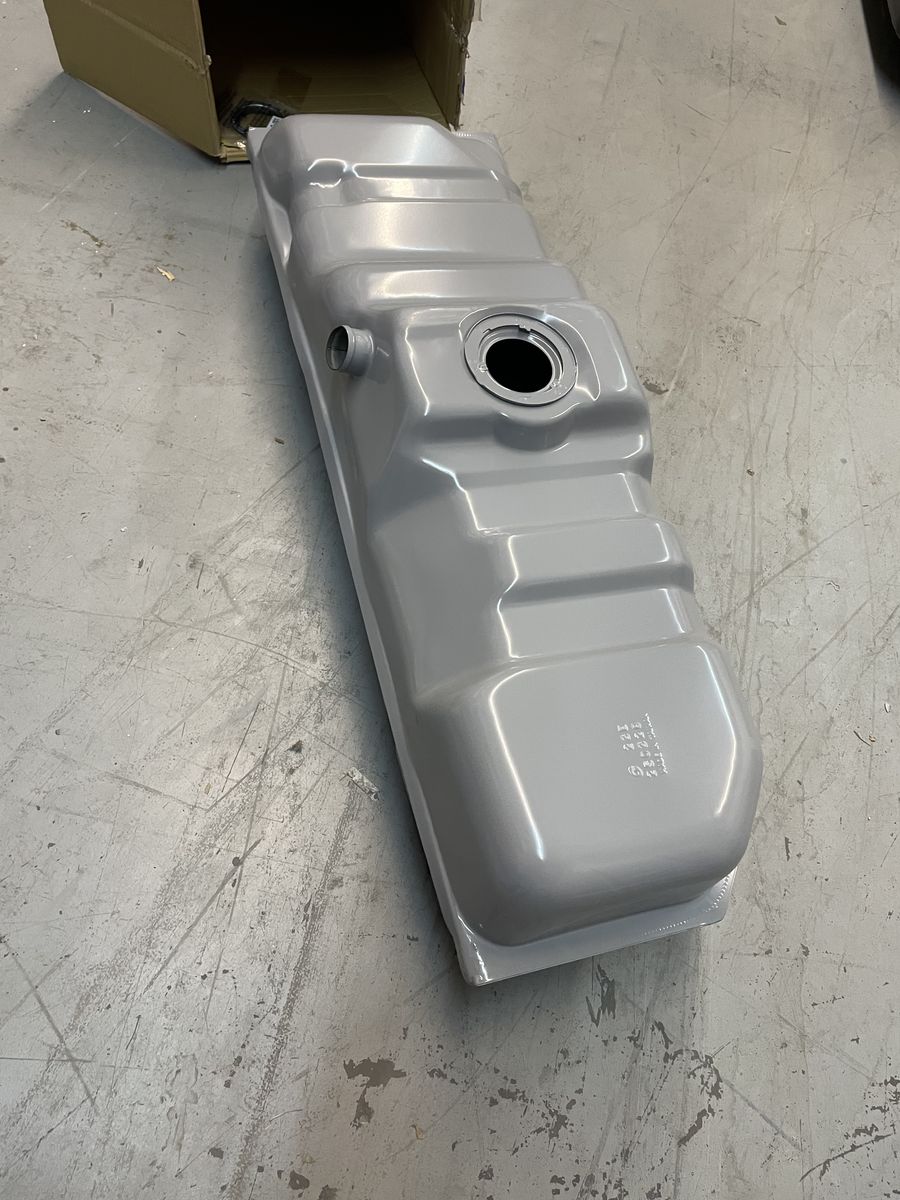 1988 to 2000 Chevy CK Pickup Replacement Gas Tank