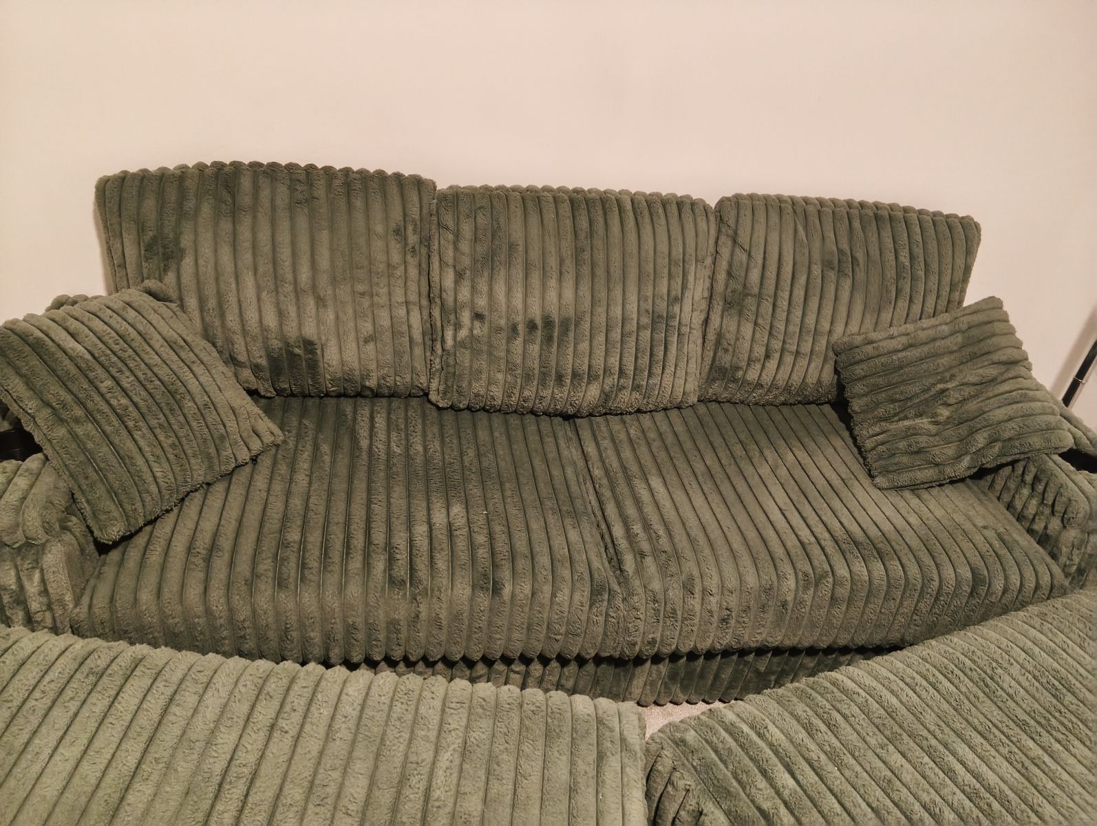 Cool 7ft couch you need!