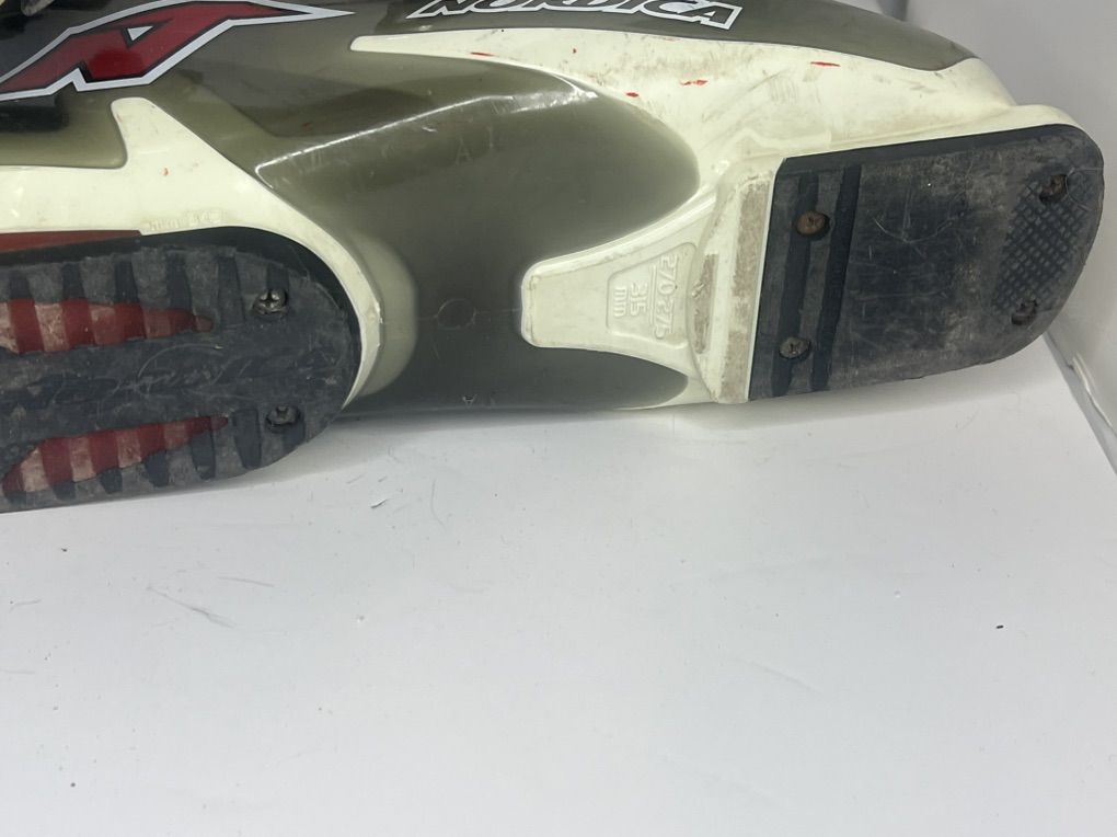 Main image 7