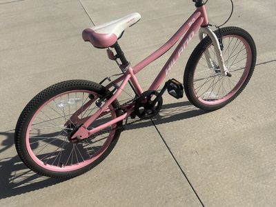Hiland 2.0 Pink Kids Mountain Bike - 20-inch Wheels, Single Speed