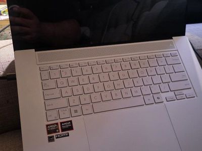 Asus Zenbook S 16