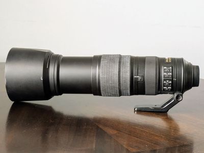 Nikon AF-S 200-500mm f/5.6E ED VR Lens with Collar & Hood – Very Good Condition