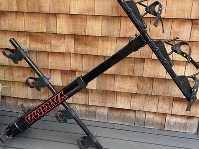 Yakima HangOver 4 Adjustable Vertical Steel Mountain Bike Hitch Rack for 4 Bikes