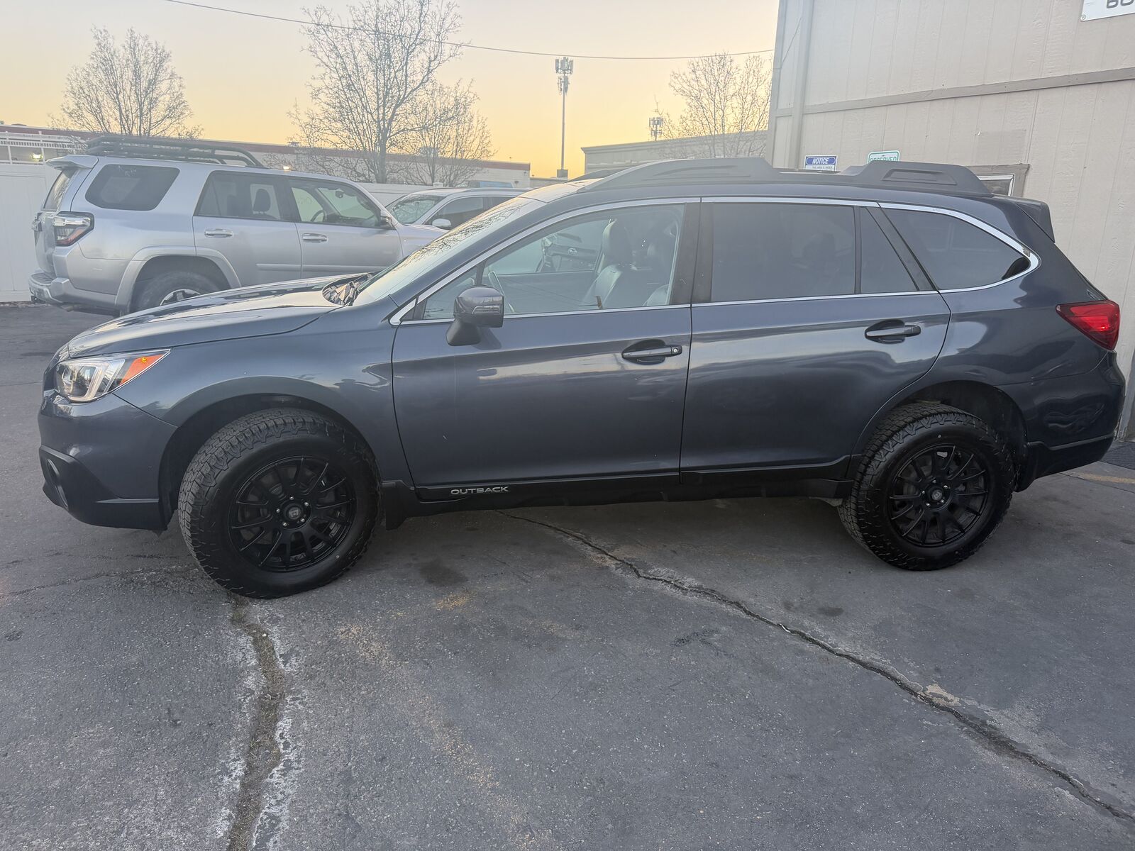 2017 SUBARU OUTBACK 2.5i Limited