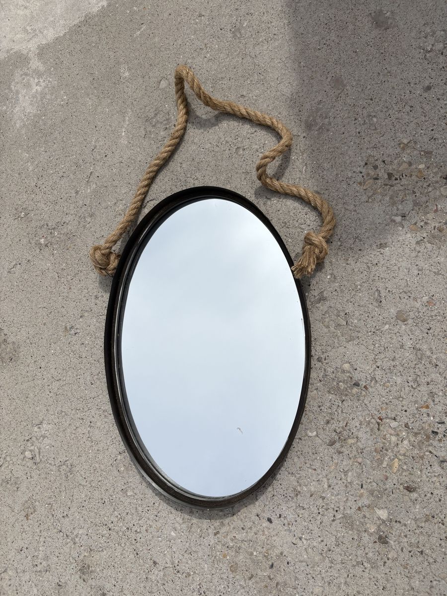 Rustic wall mirror 25.5” x 17”. In Draper $30 cash/venmo