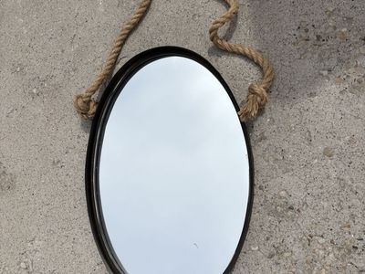 Rustic wall mirror 25.5” x 17”. In Draper $30 cash/venmo