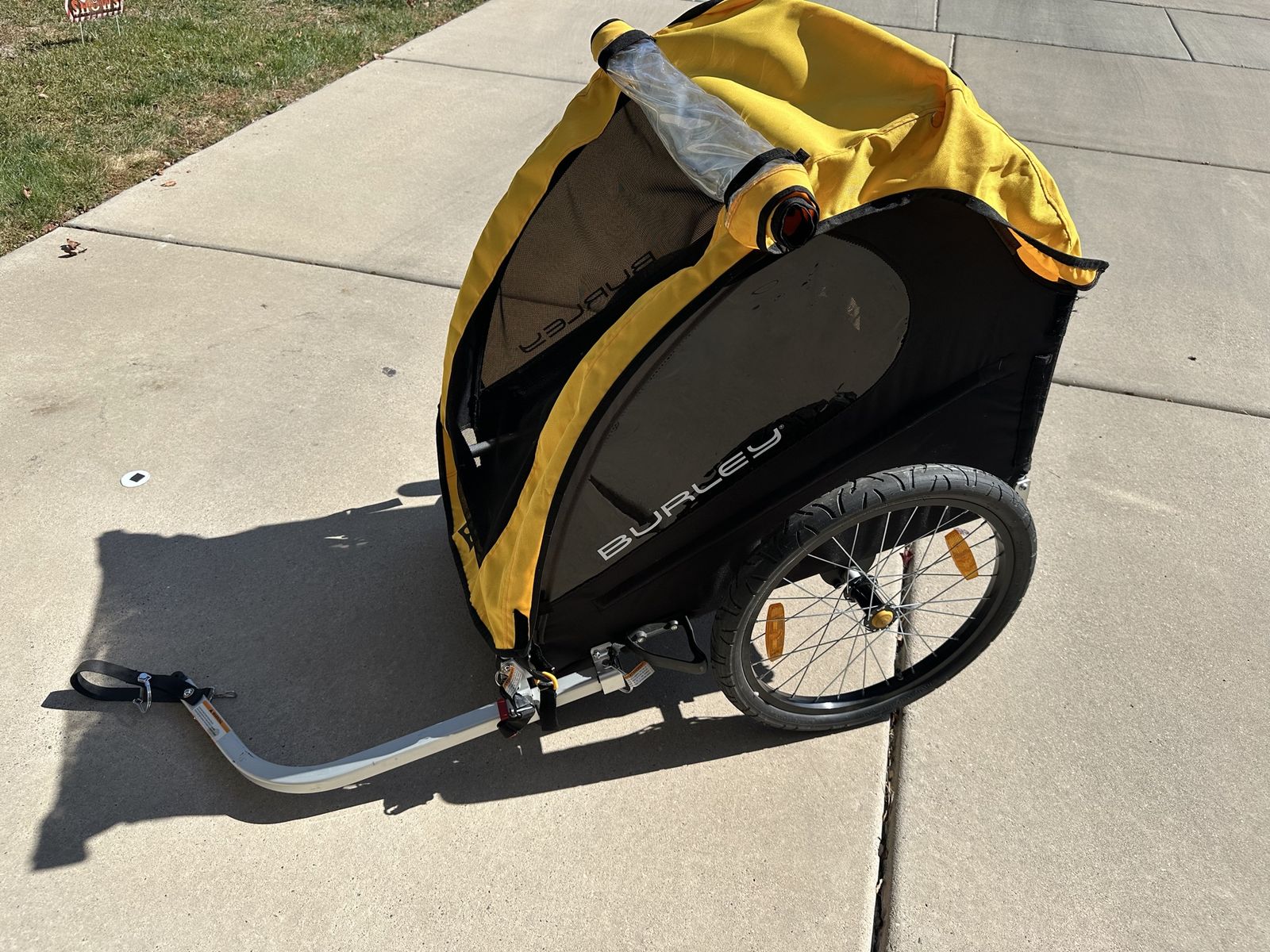 Burley Bee bike trailer 2 seater
