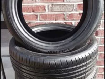 Set of 4 tires 205/50r17 Lauren G fit as