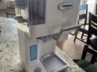 Cuisinart soft serve ice cream maker