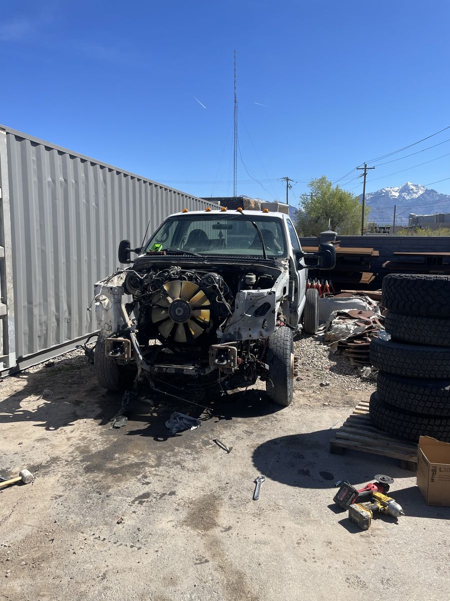 7.3 Diesel motor, trans, T-case