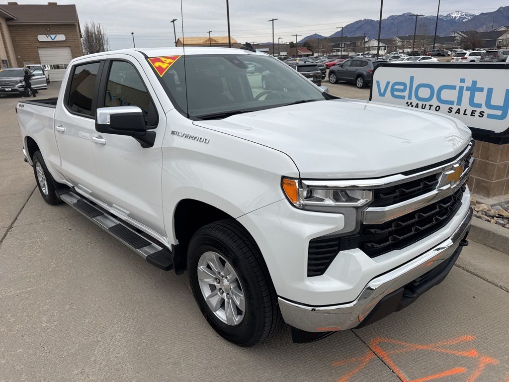 2024 Chevrolet Silverado 1500 LT