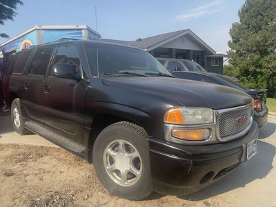 GMC Yukon XL SUV (Unspecified Year) - Spacious & Ready for the Road