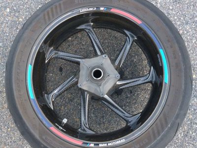 BMW Carbon MOTORRAD wheel and sprocket w tire S1000R 1000RR M1000