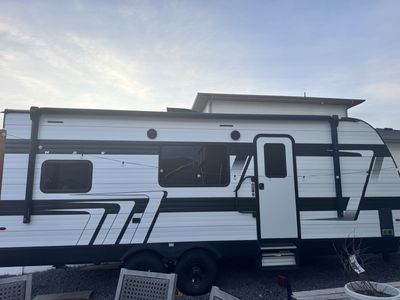2024 grand design mav22 toy hauler