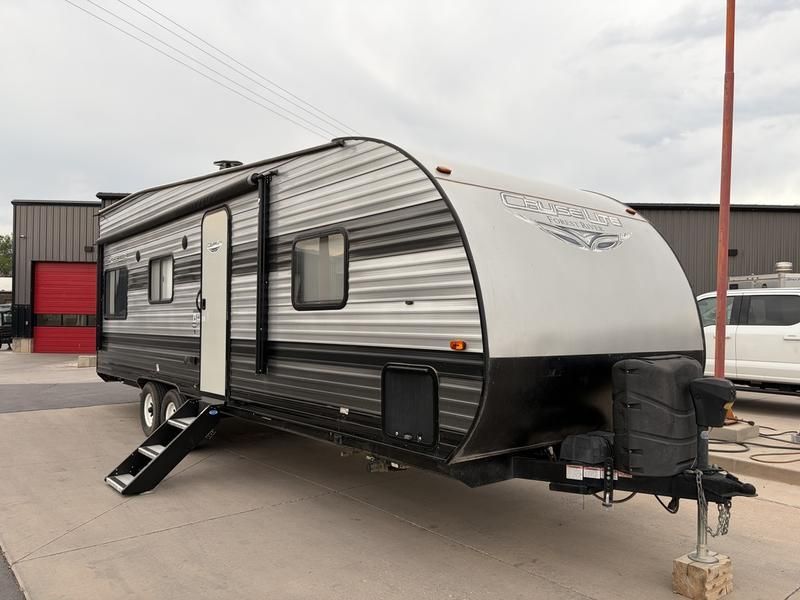 2019 Forest River Cruise Lite T251SSXL Toy Hauler RV