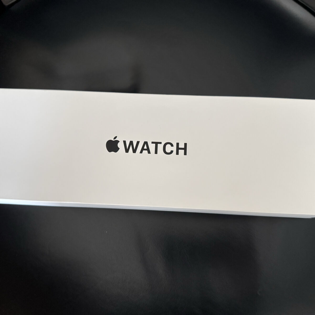 Apple Watch SE 3 40mm Starlight