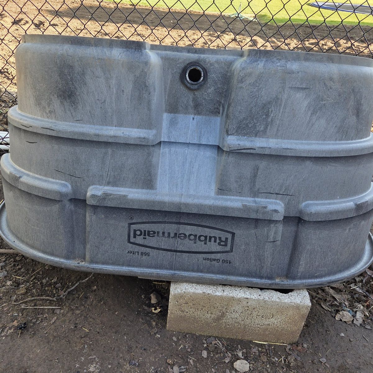 150 Gallon Rubbermaid Stock Tank