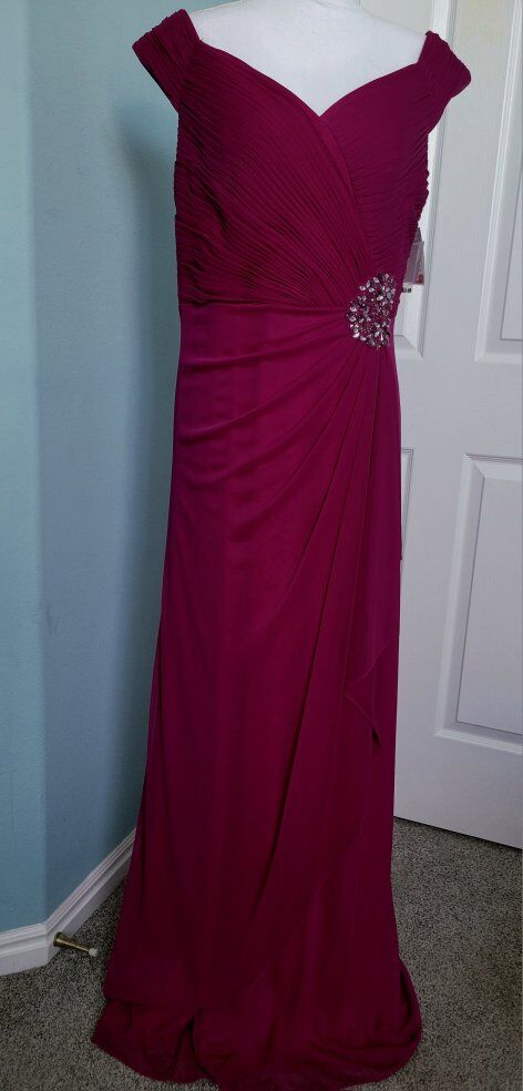 NWT Magenta Gown, sz 12