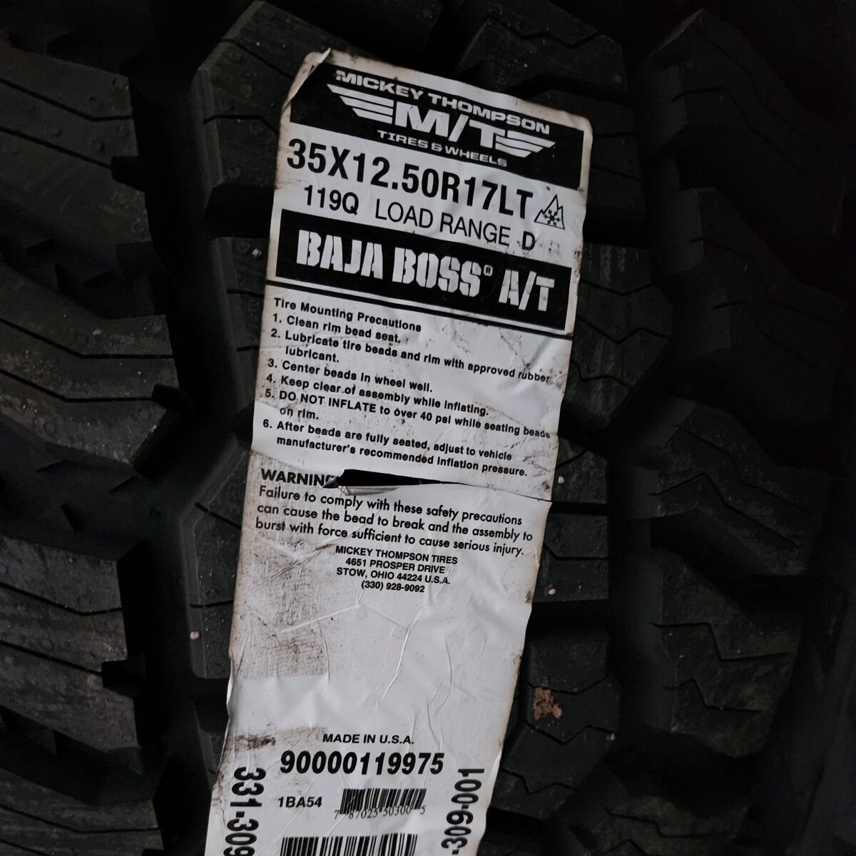 35x12.50r17 Mickey Thompson baja boss at