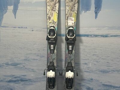 Used Atomic Bent 110cm Kids Skis w/ Atomic L SIX Bindings