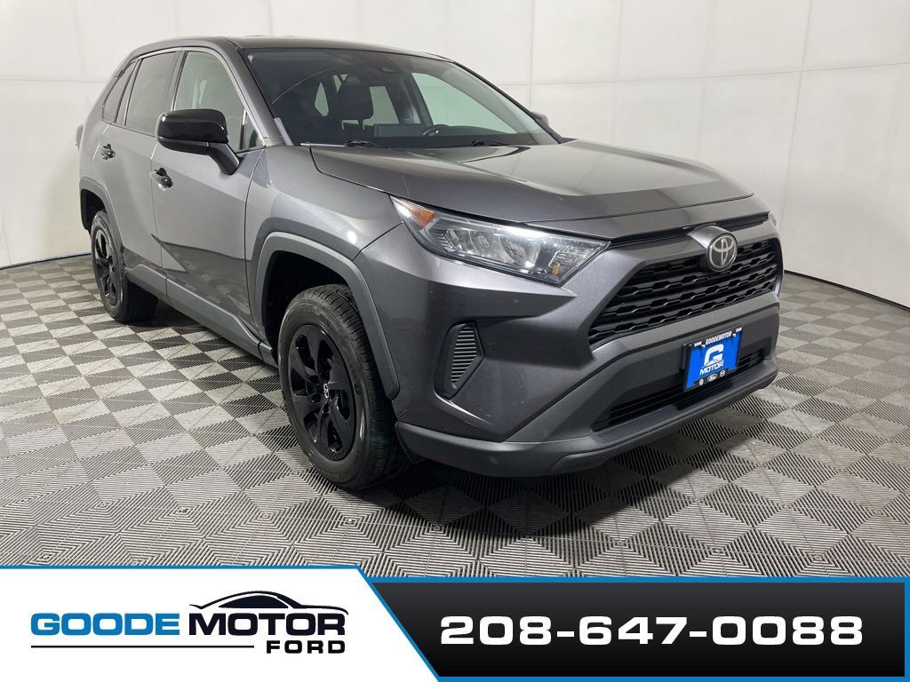 2022 Toyota RAV4 LE