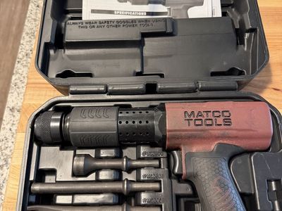 Matco Tools MT2916 Long Barrel Air Hammer Kit with Chisels