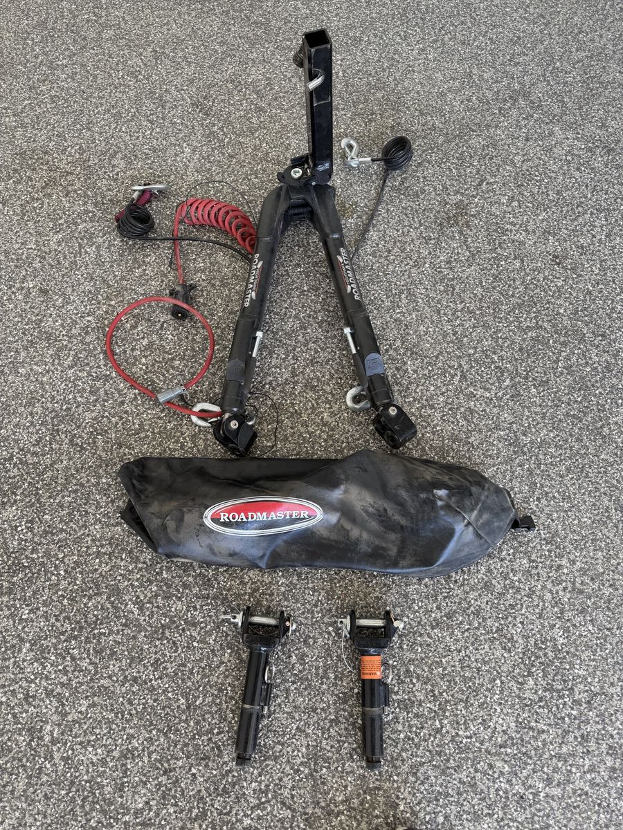 Roadmaster Nighthawk Tow Bar with 2018 Jeep Grand Cherokee