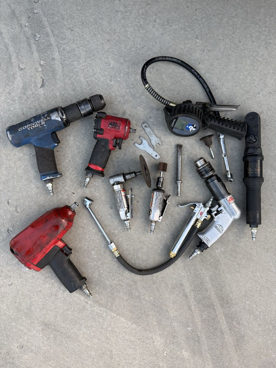 Mac Tools & Cornwell Tools Pneumatic Tool Lot: Impact Wrenches, Die Grinders, Air Ratchet, Tire Inflator