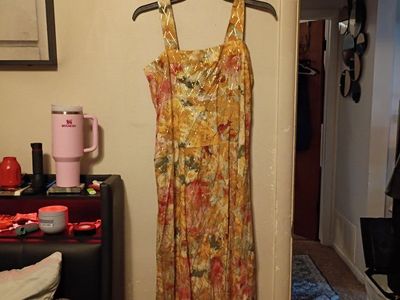 Floral Summer Midi Dress with Gold Sparkles - Women's Size M
