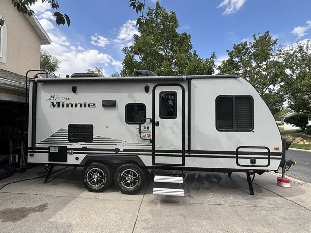 2020 Winnebago Micro Minnie 2108FBS trailer