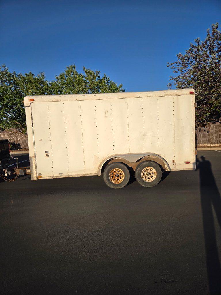 1998 Hallmark enclosed trailer