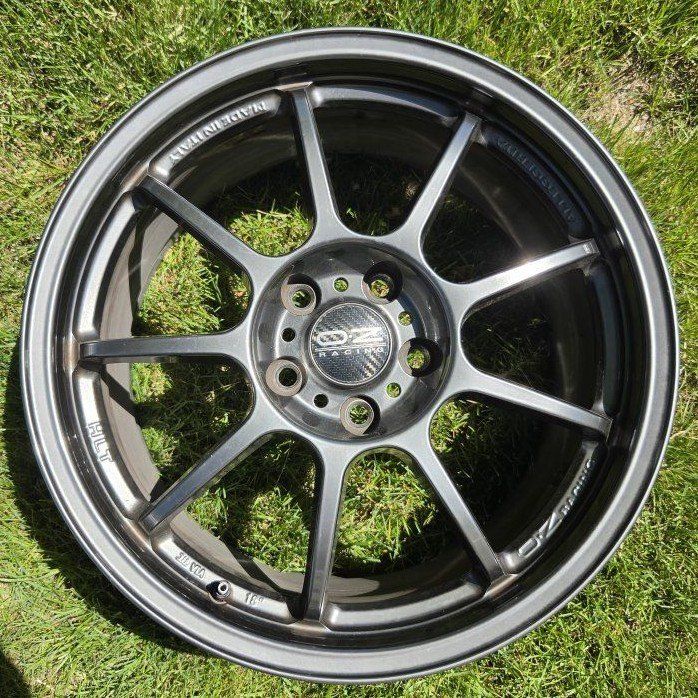 OZ Racing Ultraleggera HLT 18" 8.5J ET55 Wheel Rims - Made in Italy